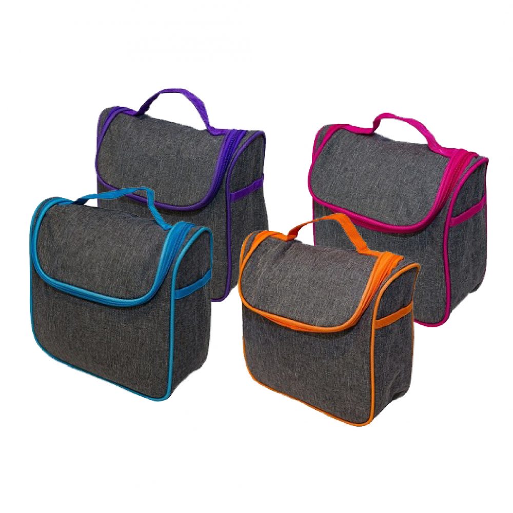 TOILETRIES POUCH