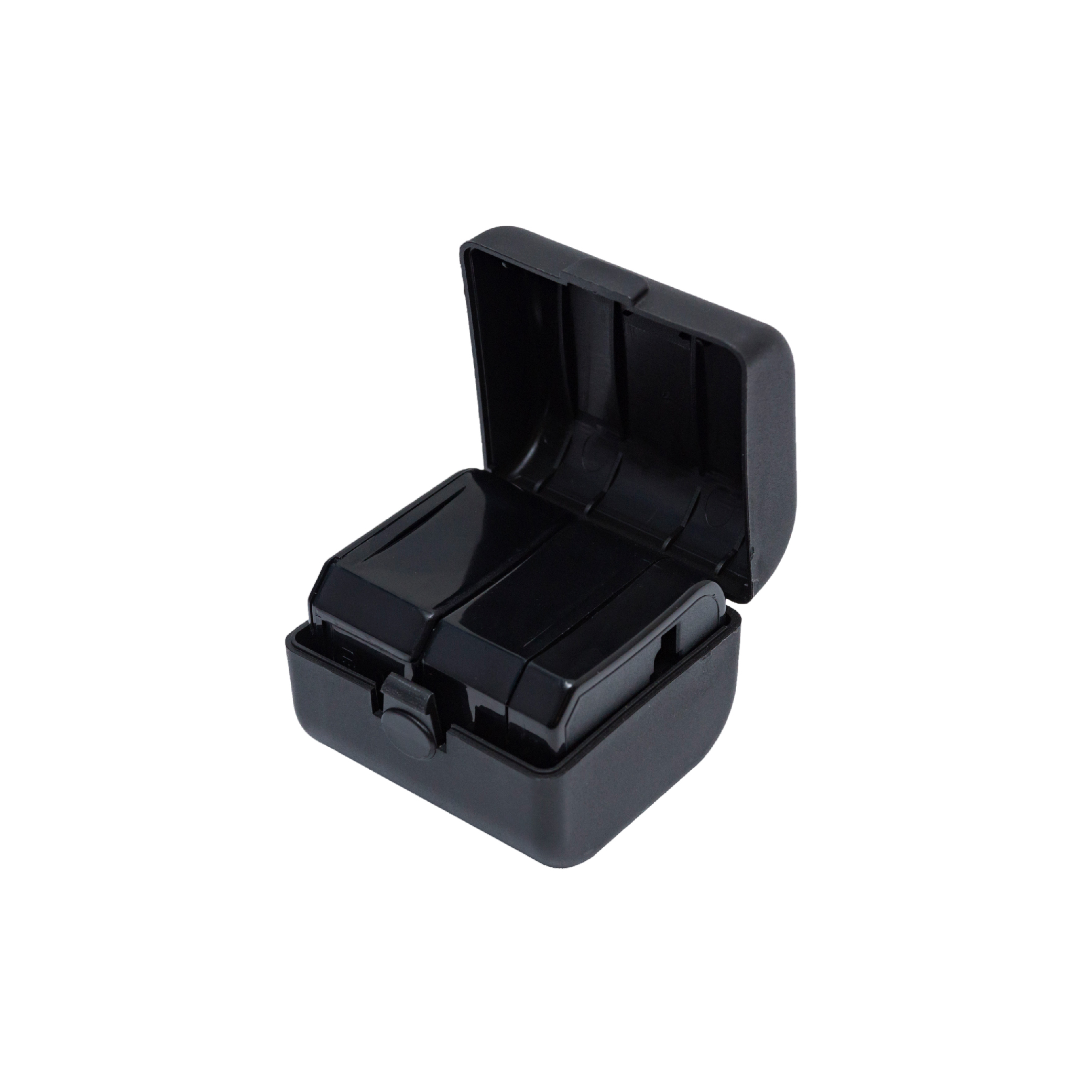MULTI UNIVERSAL TRAVEL ADAPTOR